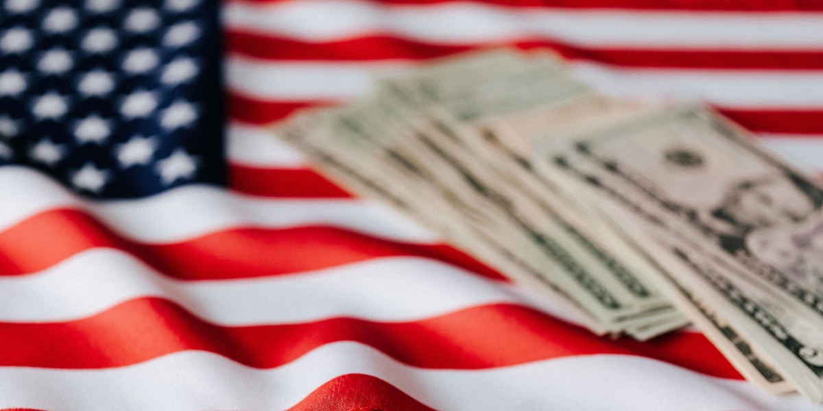 New York State mandates cash acceptance