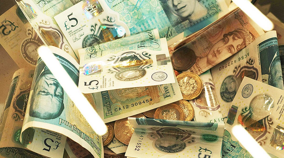 UK consumers turning back to cash to save money and beat costs